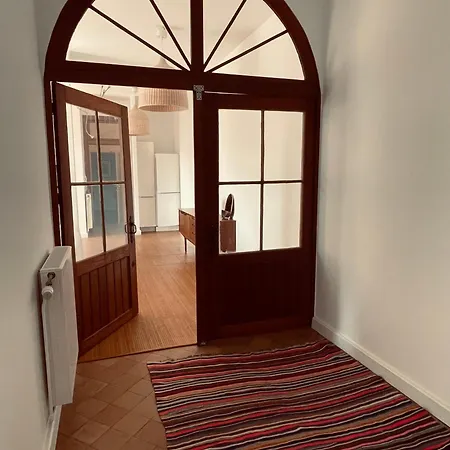 Calme Dans Ancien Couvent *