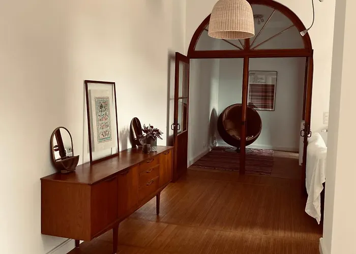 Calme Dans Ancien Couvent Apartment Soignies