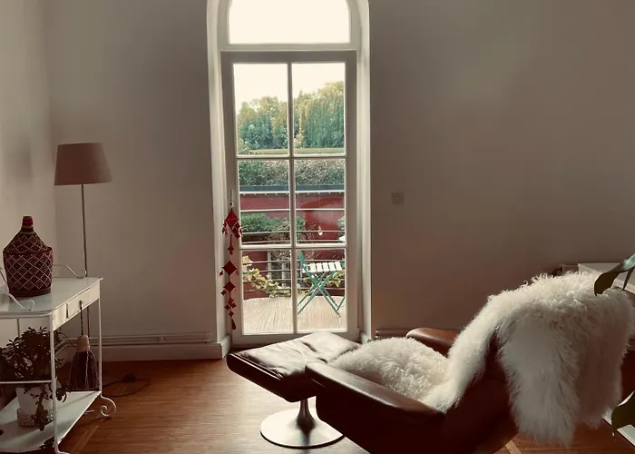 Apartment Calme Dans Ancien Couvent Soignies